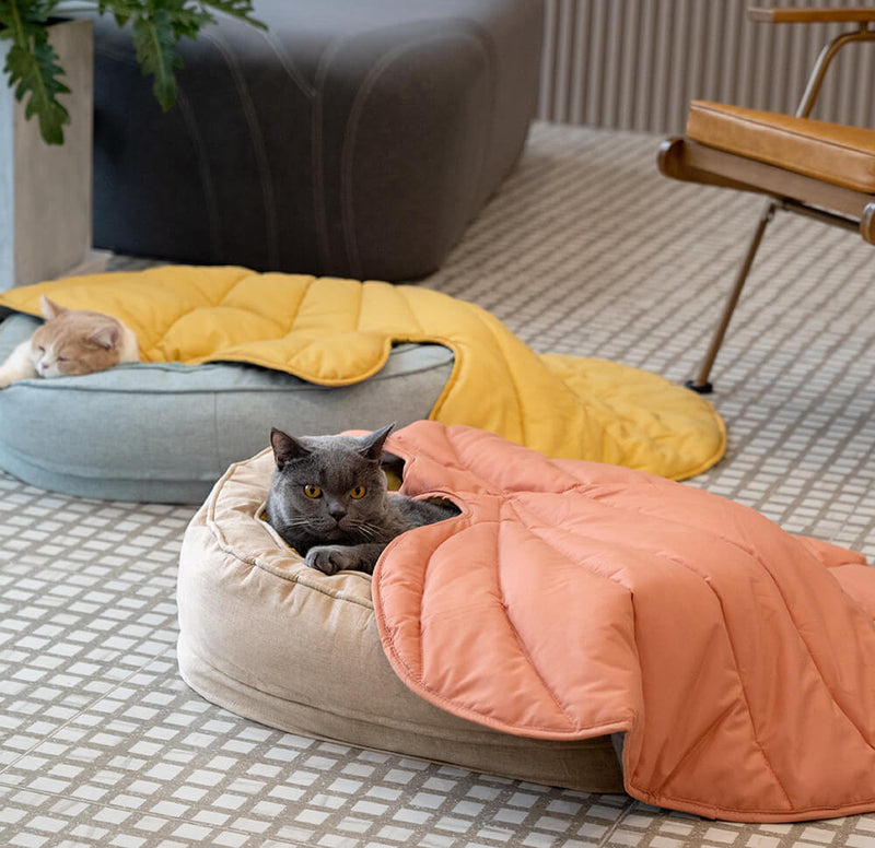 Bladformet Hundetæppe - - Dog Beds - badge_Hot relatedt4_ymal-leaf-shape-dog-blanket - FashionforDays
