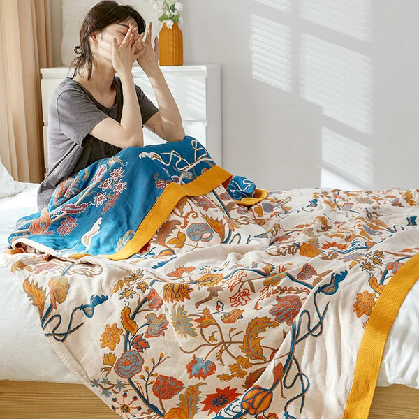 Sloane™ | Blød, strikket quiltdyne - Blomstret Gul-Blå - Scandinavian Blankets - New old_google - Fashionfordays