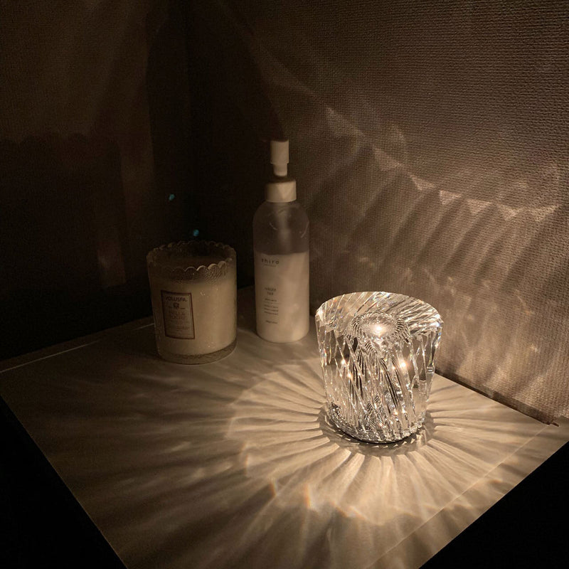 WineLight™ - LED-bordlampe i krystal